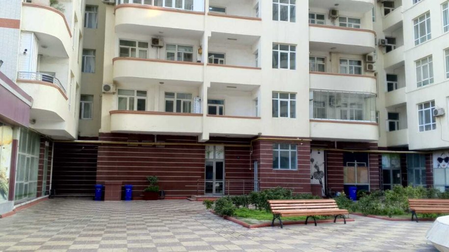 180 m<sup>2</sup> ofis icarəyə verilir, Nəriman Nərimanov m.-1