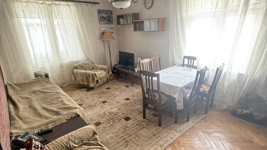 Satılır 1 otaqlı köhnə tikili, 33 m², Həzi Aslanov m.-1