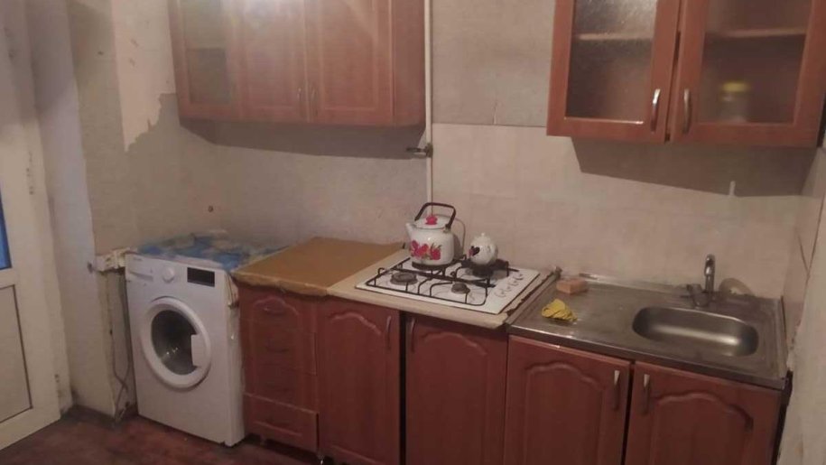 Satılır 3 otaqlı köhnə tikili, 70 m², Xalqlar dostluğu m.-9